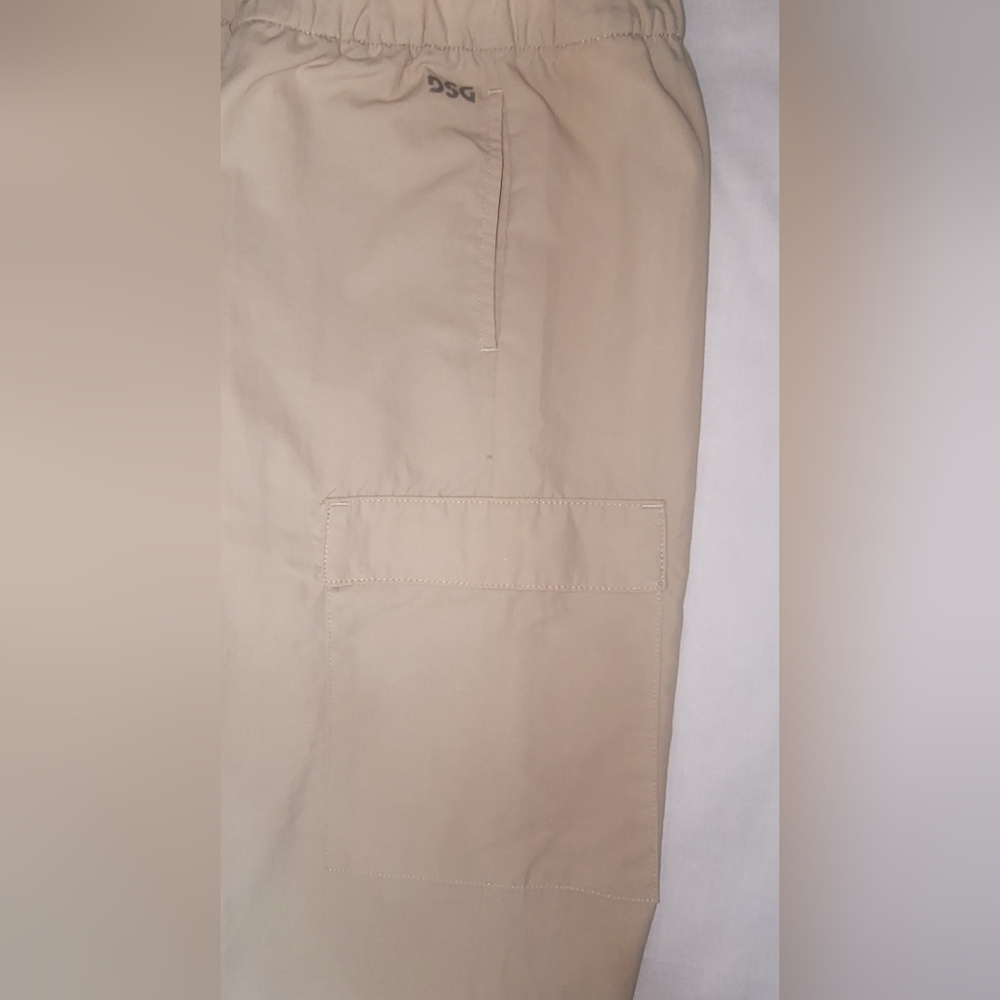 DSG Khaki Nylon Cargo Joggers Kids Size XS (6-7) - Picture 8 of 12